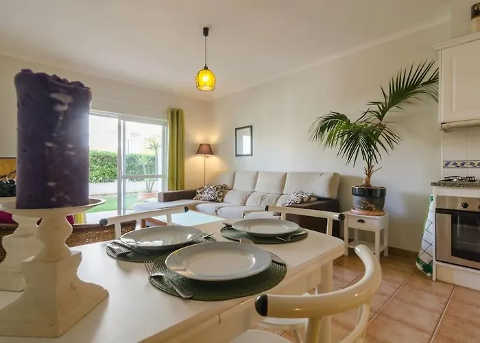 Sun & Sea, ,beach,casa Dani 아파트 라고스